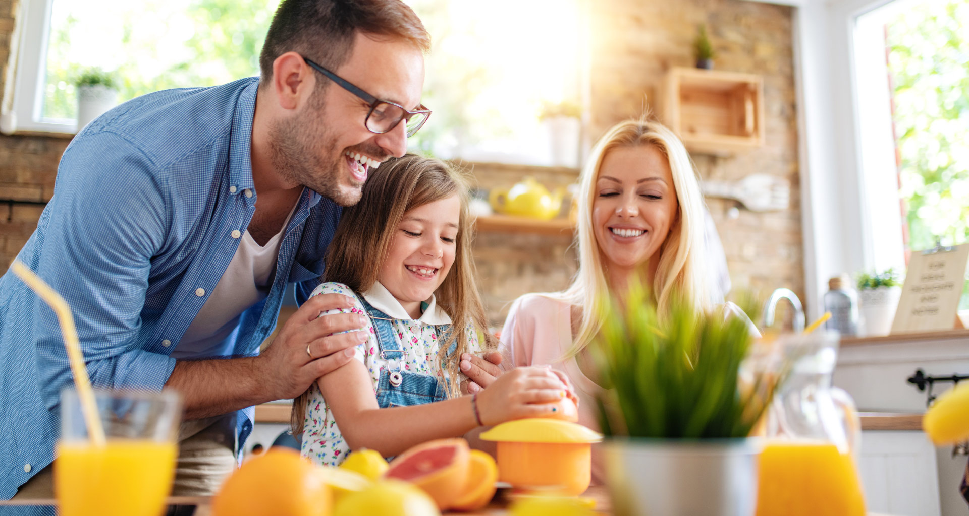 Spremuta d'arancia, un toccasana per l'estate: i benefici per l'organismo e  come consumarla - Tanta Salute